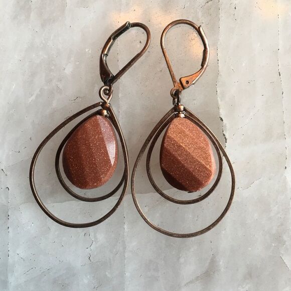 METALLIC BROWN Earrings!  - Picture 1 of 2